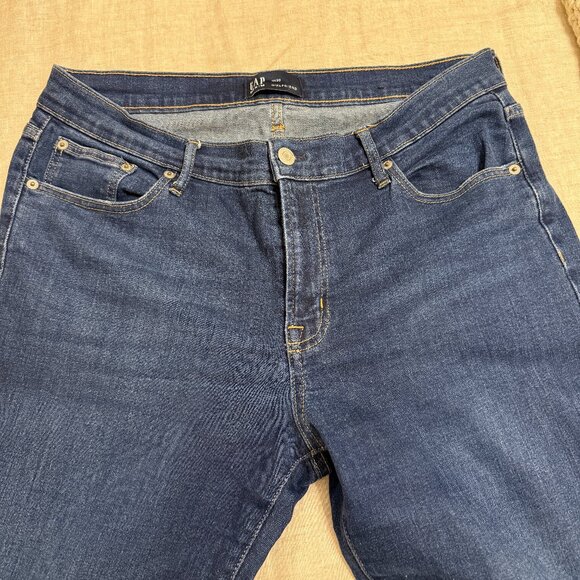 GAP women's denim jeans Girlfriend size 10 / 30 - Picture 2 of 7